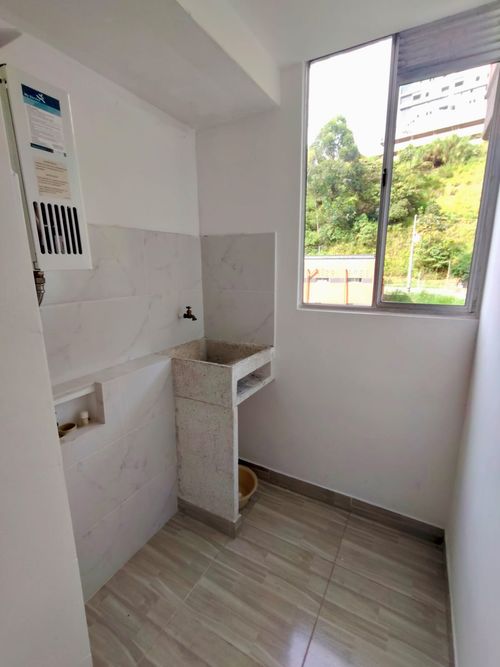 Apartamento de 3 alcobas en venta en Urbanizacion Santa Anita, Sabaneta, 56 m² · foto 18 de 18