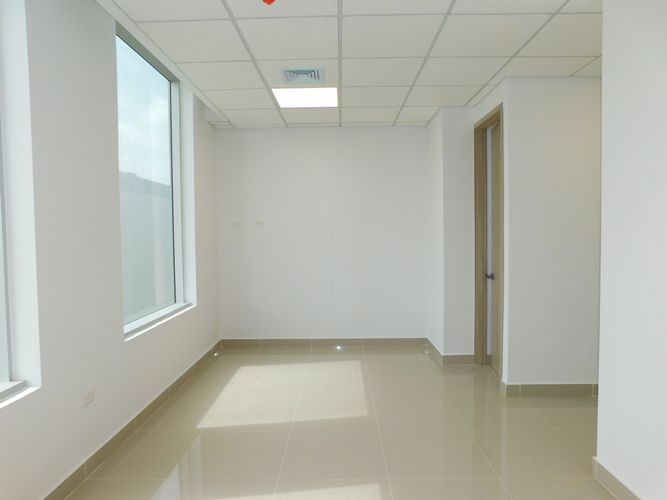 Consultorio en arriendo en Conjunto Residencial Villa Campestre, Barranquilla, 33 m² · foto 10 de 23