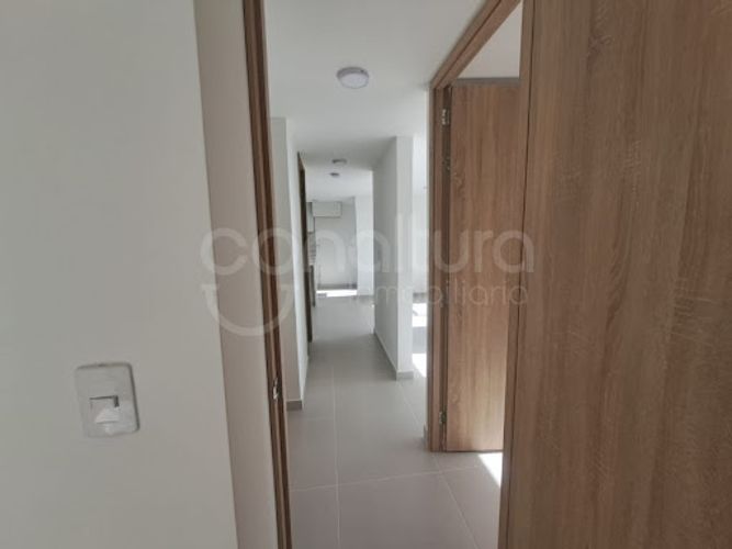 Apartamento de 2 alcobas en venta en Potrerito, Bello, 57 m² · foto 6 de 20