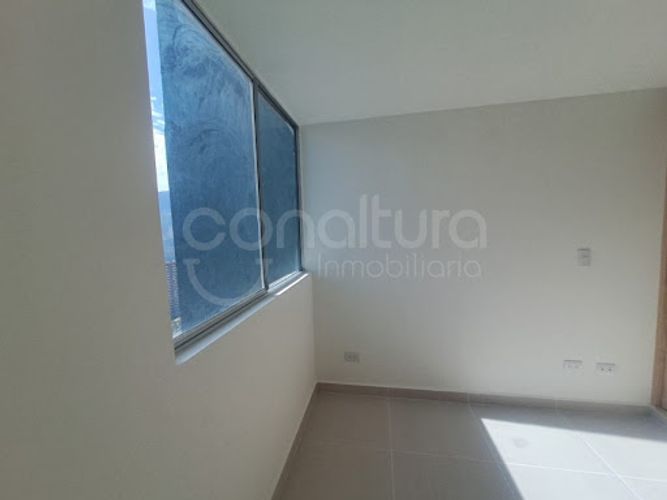 Apartamento de 2 alcobas en venta en Potrerito, Bello, 57 m² · foto 7 de 20