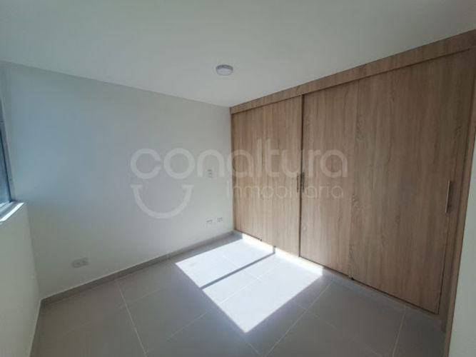 Apartamento de 2 alcobas en venta en Potrerito, Bello, 57 m² · foto 8 de 20