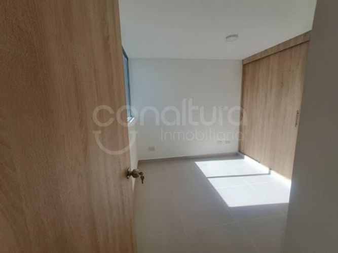 Apartamento de 2 alcobas en venta en Potrerito, Bello, 57 m² · foto 10 de 20