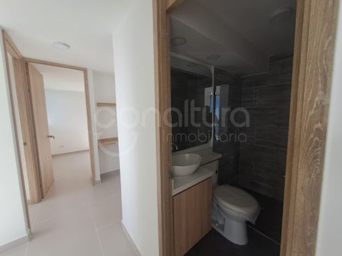 Apartamento de 2 alcobas en venta en Potrerito, Bello, 57 m² · foto 14 de 20
