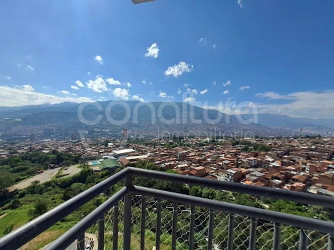 Apartamento de 3 alcobas en venta en Barrio Nuevo, Bello, 52 m² · foto 15 de 15