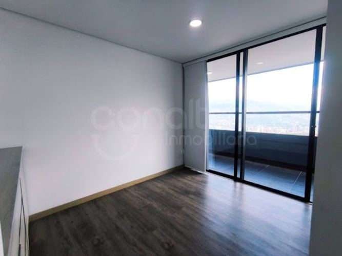 Apartamento de 2 alcobas en arriendo en Las Palmas, Medellín, 85 m² · foto 5 de 12