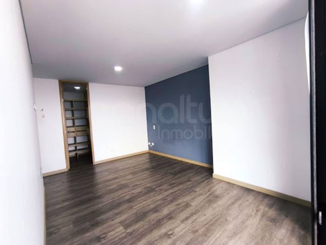 Apartamento de 2 alcobas en arriendo en Las Palmas, Medellín, 85 m² · foto 6 de 12