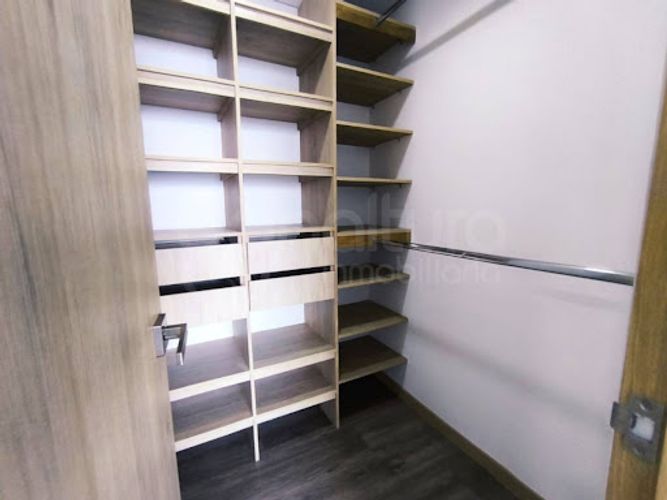 Apartamento de 2 alcobas en arriendo en Las Palmas, Medellín, 85 m² · foto 8 de 12
