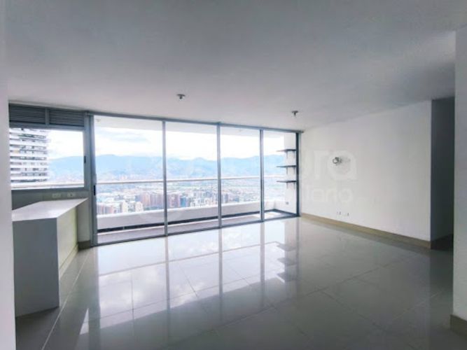 Apartamento de 3 alcobas en arriendo en Loma Del Indio, Medellín, 85 m² · foto 7 de 17