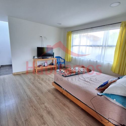Finca en venta en Santa Elena, Medellín, 3136 m² · foto 8 de 24