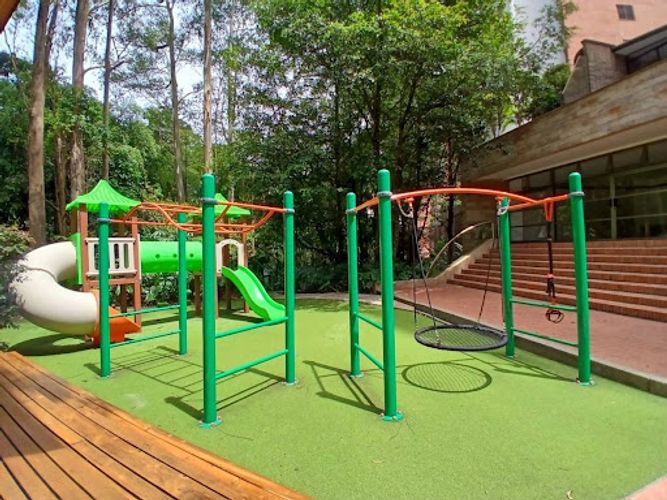 Apartamento de 4 alcobas en venta en Loma De Los Gonzalez, Medellín, 246 m² · foto 22 de 24