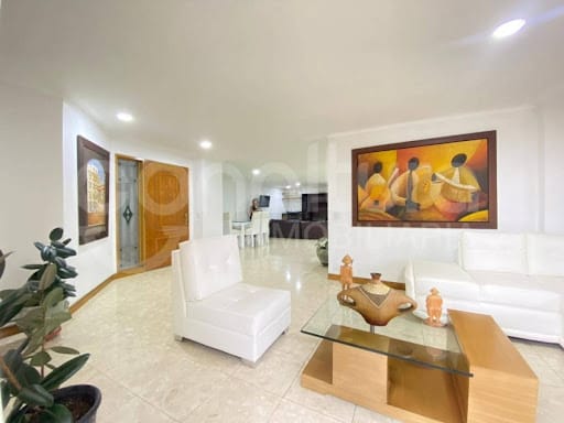 Apartamento de 3 alcobas en arriendo en El Poblado, Medellín, 180 m² · foto 3 de 11