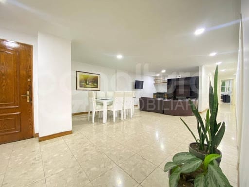 Apartamento de 3 alcobas en arriendo en El Poblado, Medellín, 180 m² · foto 4 de 11