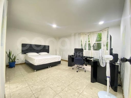 Apartamento de 3 alcobas en arriendo en El Poblado, Medellín, 180 m² · foto 7 de 11