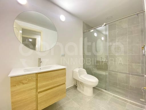 Apartamento de 3 alcobas en arriendo en El Poblado, Medellín, 180 m² · foto 8 de 11