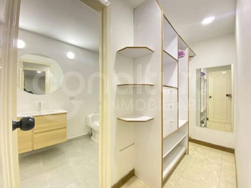 Apartamento de 3 alcobas en arriendo en El Poblado, Medellín, 180 m² · foto 10 de 11
