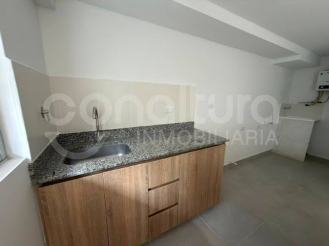 Apartamento en venta en Robledo, Medellín · foto 4 de 23