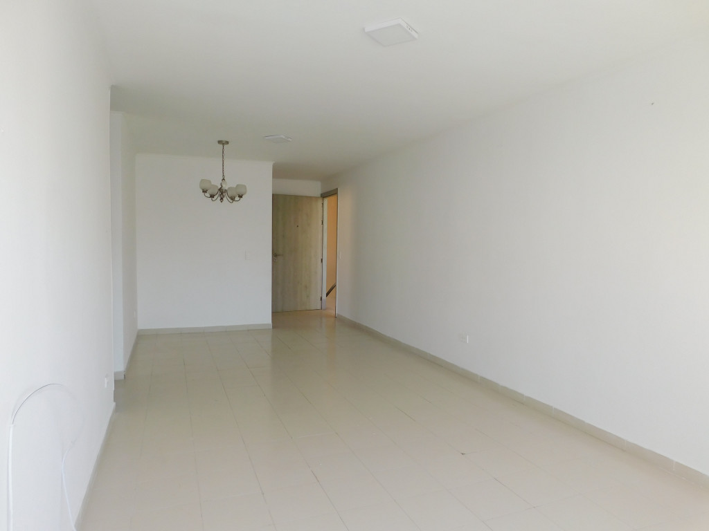 Apartamento en arriendo en Altos De Riomar, Barranquilla · foto 2 de 20