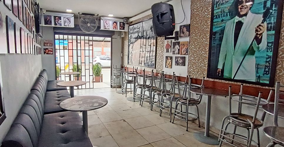Casa de 8 alcobas en venta en Evaristo Garcia, Cali, 179 m² · foto 2 de 21