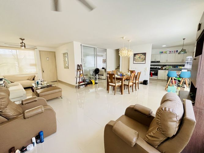 Casa de 4 alcobas en venta en Pradomar, Puerto Colombia, 256 m² · foto 4 de 24