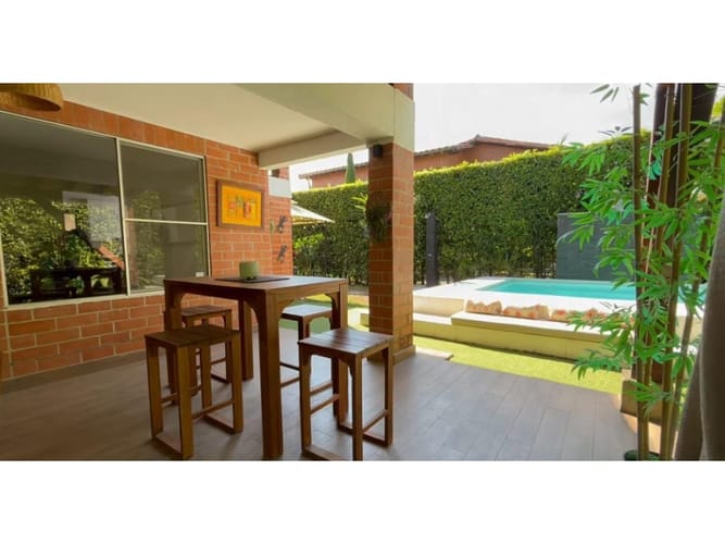 Casa de 3 alcobas en venta en Las Mercedes, Jamundí, 258 m² · foto 6 de 24