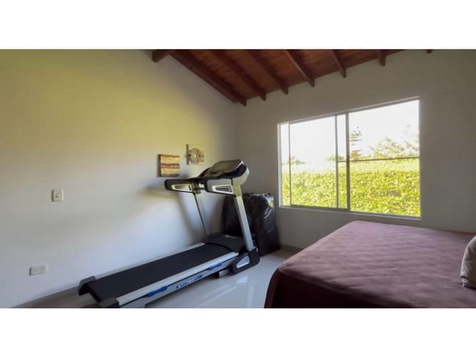 Casa de 3 alcobas en venta en Las Mercedes, Jamundí, 258 m² · foto 22 de 24