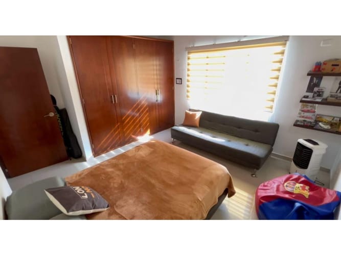 Casa de 3 alcobas en venta en Las Mercedes, Jamundí, 258 m² · foto 21 de 24