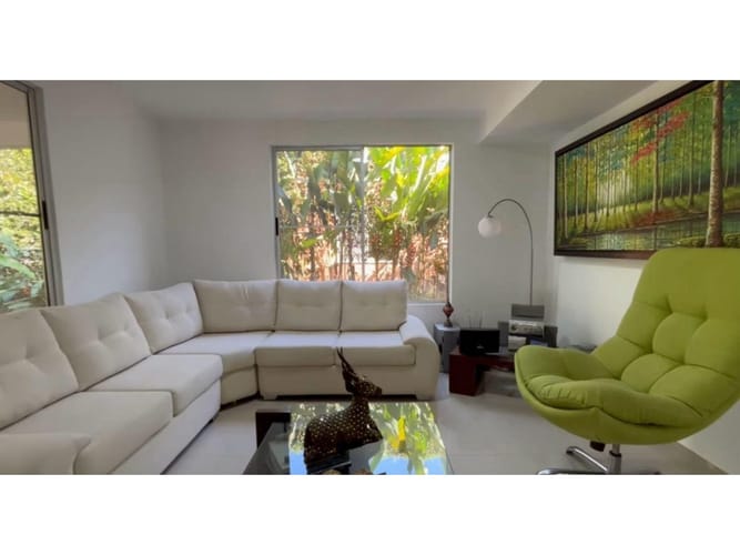 Casa de 3 alcobas en venta en Las Mercedes, Jamundí, 258 m² · foto 13 de 24