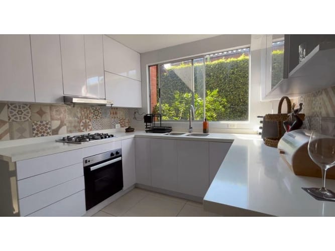 Casa de 3 alcobas en venta en Las Mercedes, Jamundí, 258 m² · foto 16 de 24