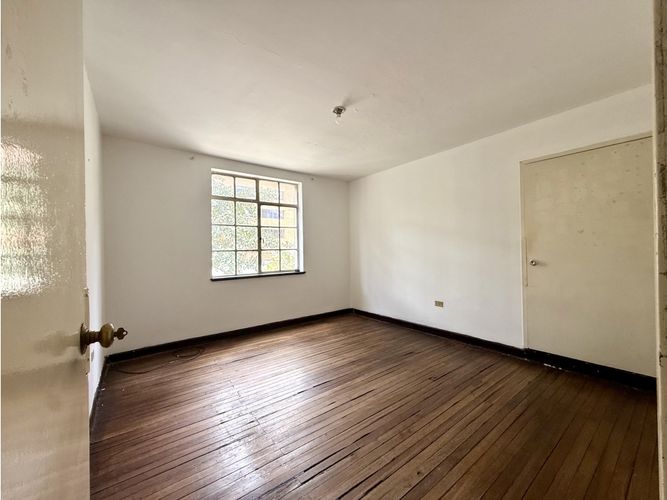 Apartamento en venta en Sagrado Corazon, Bogotá · foto 10 de 19