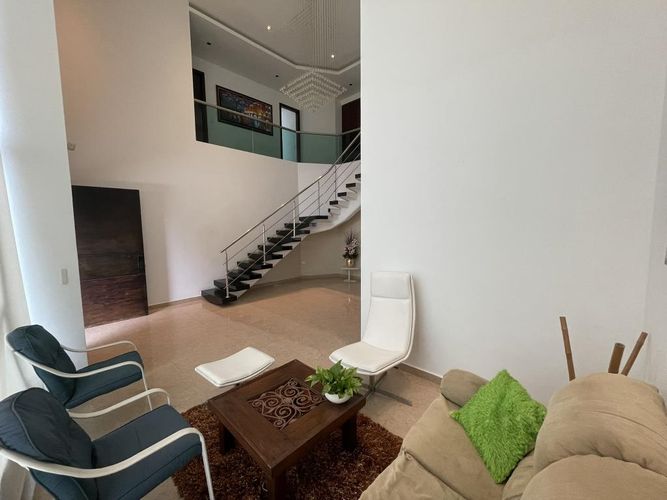 Casa de 6 alcobas en venta en Conjunto Residencial Villa Campestre, Barranquilla, 584 m² · foto 3 de 24