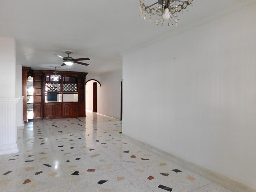 Apartamento en venta en Paraiso, Barranquilla · foto 3 de 24