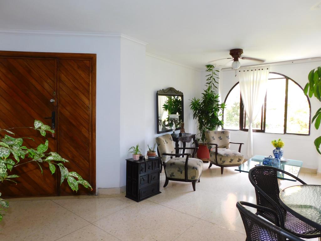 Apartamento en venta en Altos Del Prado, Barranquilla · foto 2 de 24
