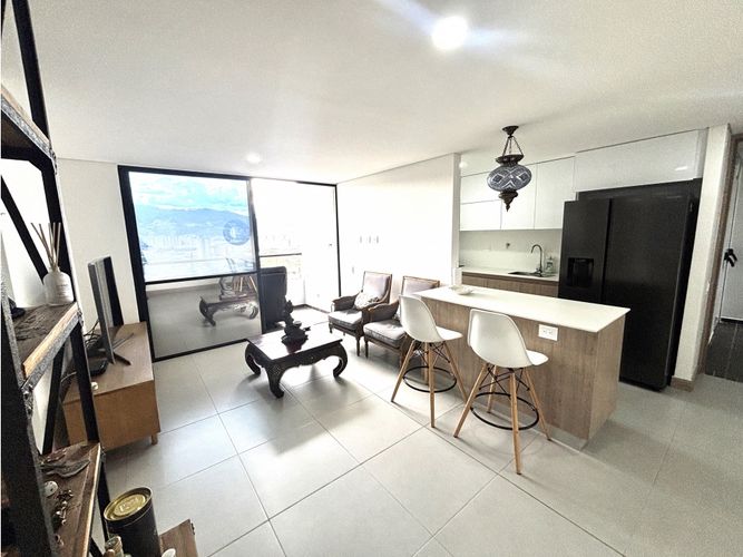 Apartaestudio en venta en Señorial, Envigado, 60 m² · foto 3 de 11