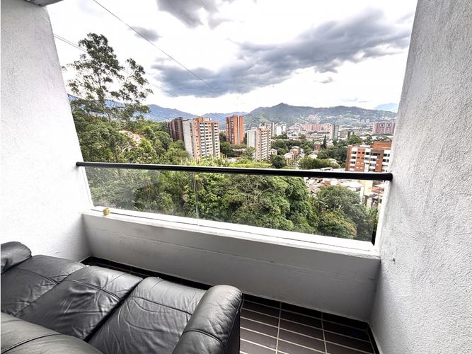 Apartaestudio en venta en Señorial, Envigado, 60 m² · foto 4 de 11