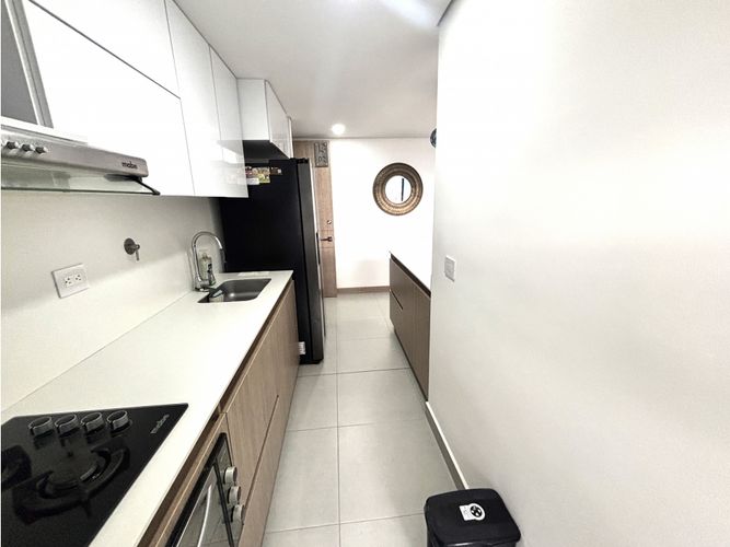Apartaestudio en venta en Señorial, Envigado, 60 m² · foto 5 de 11