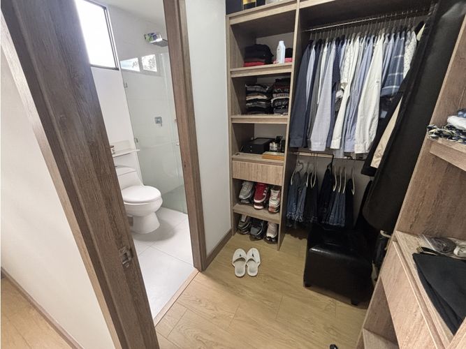 Apartaestudio en venta en Señorial, Envigado, 60 m² · foto 9 de 11