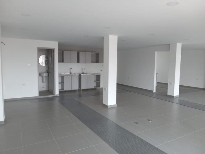 Local en venta en Granadillo, Barranquilla, 111 m² · foto 13 de 24