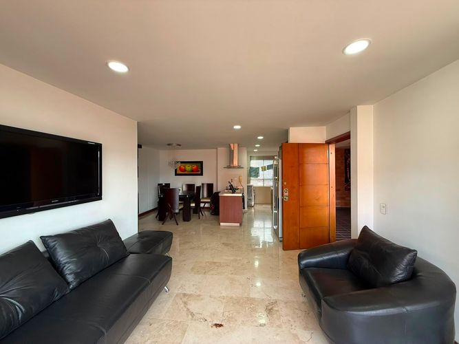 Apartamento de 2 alcobas en venta en Conquistadores, Medellín, 95 m² · foto 12 de 14