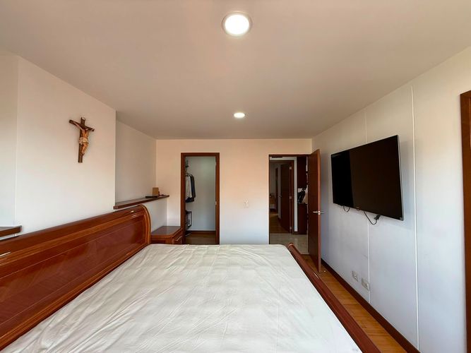 Apartamento de 2 alcobas en venta en Conquistadores, Medellín, 95 m² · foto 7 de 14