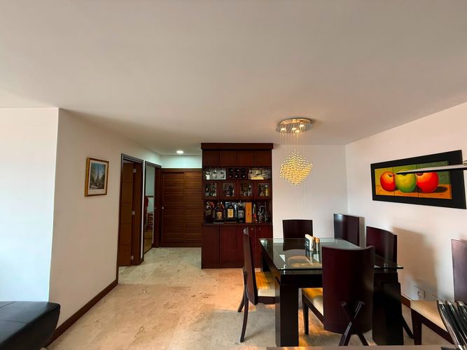 Apartamento de 2 alcobas en venta en Conquistadores, Medellín, 95 m² · foto 4 de 14