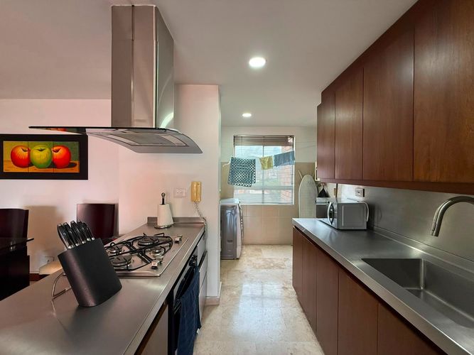 Apartamento de 2 alcobas en venta en Conquistadores, Medellín, 95 m² · foto 13 de 14