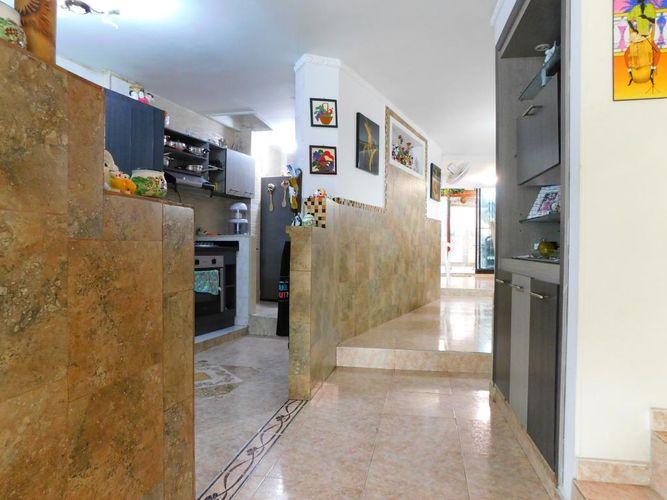 Casa de 4 alcobas en venta en Campo Alegre, Barranquilla, 230 m² · foto 5 de 24