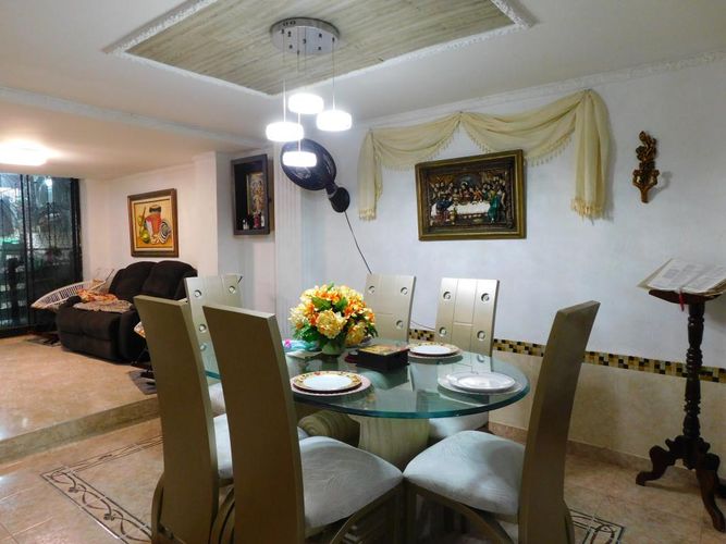 Casa de 4 alcobas en venta en Campo Alegre, Barranquilla, 230 m² · foto 11 de 24
