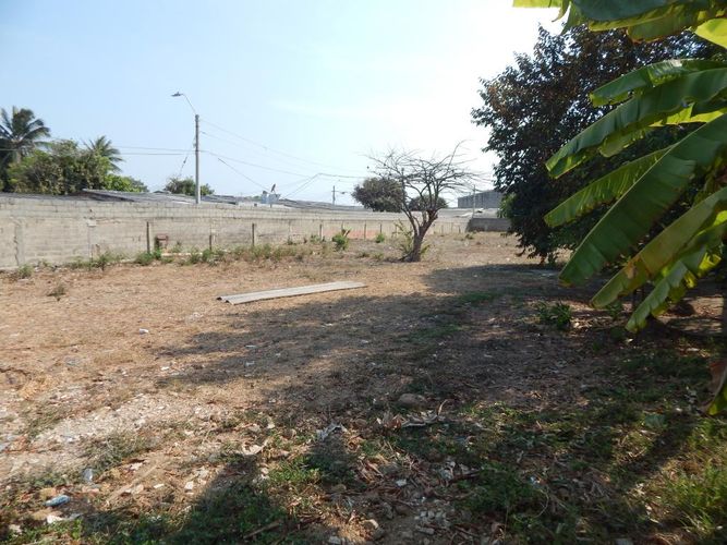 Lote en venta en Siete De Abril, Barranquilla, 2108 m² · foto 4 de 12