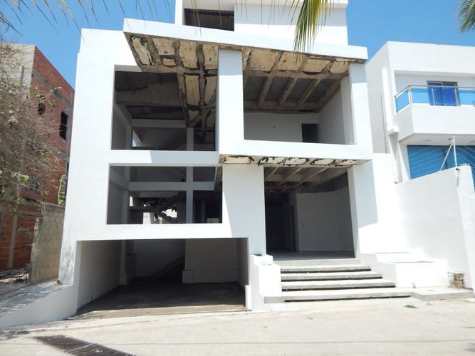Casa de 5 alcobas en venta en Salgar, Puerto Colombia, 420 m² · foto 2 de 24