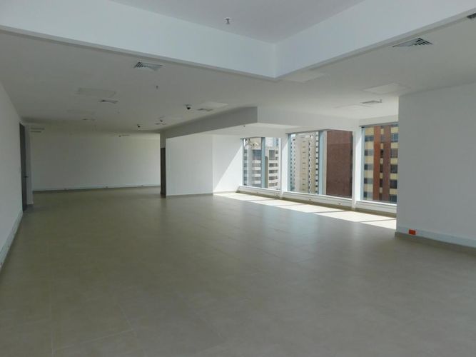 Oficina en arriendo en Altos Del Prado, Barranquilla, 157 m² · foto 2 de 11
