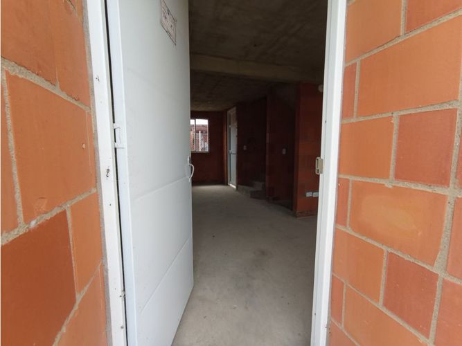 Casa de 2 alcobas en venta en Bolo - Alizal, Palmira, 55 m² · foto 3 de 18