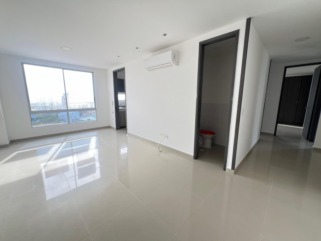Apartamento en arriendo en Ciudad Jardin, Barranquilla · foto 2 de 13