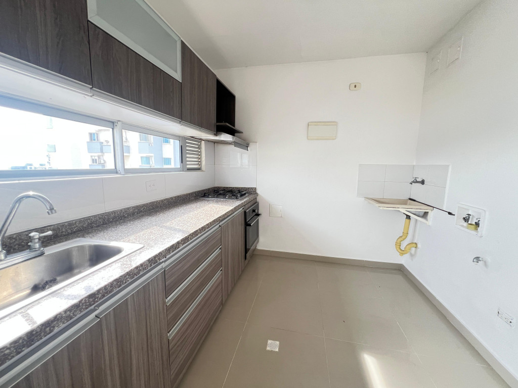 Apartamento en arriendo en Ciudad Jardin, Barranquilla · foto 5 de 13