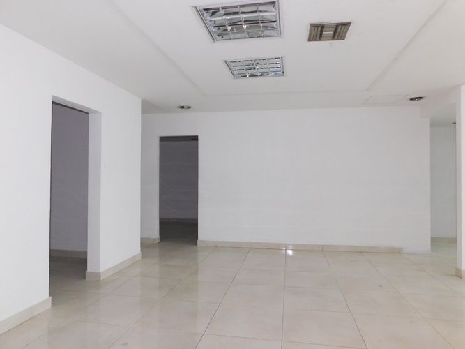 Local en venta en Betania, Barranquilla, 884 m² · foto 8 de 24
